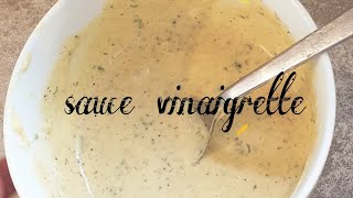 SAUCE VINAIGRETTE FAIT MAISON [upl. by Tamberg154]