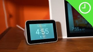 Lenovo Smart Clock handson Google Assistant enters the bedroom [upl. by Laet]