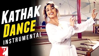 Kathak Dance  Instrumental  Dil To Pagal Hai  Madhuri Dixit Shah Rukh Khan [upl. by Ellennod]