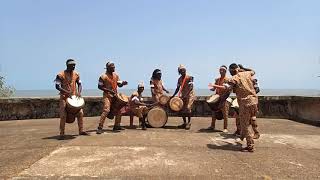 Les Percussions de Kouroussa [upl. by Acinimod]