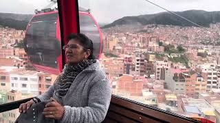 Conociendo Bolivia 🇧🇴  Viaje en línea roja del Teleférico con Pablo Santos  Diego y Martín [upl. by Mariquilla]