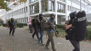 Amokübung  3 Täter  viele Verletzte in AlexandervonHumboldtGymnasium Bornheim 151019  OTon [upl. by Knute]