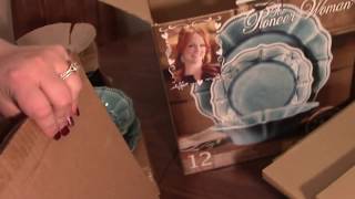 The Pioneer Woman 12 Piece Stoneware Dinnerware Set Unboxing Alpena Michigan [upl. by Klimesh560]