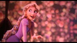 Tangled  Complete lantern scene quotI See The Lightquot [upl. by Siravaj]