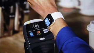 Apple Pay sur LApple Watch  Démonstration [upl. by Onabru420]