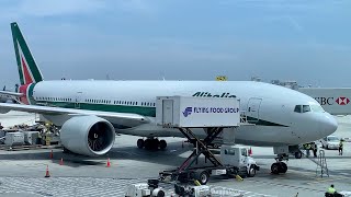 Flight 21 LOS ANGELESROME Alitalia777200Economy [upl. by Worsham]