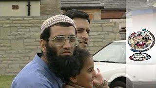 Race Riots Wreak Destruction In Burnley UK 2001 [upl. by Mahla]