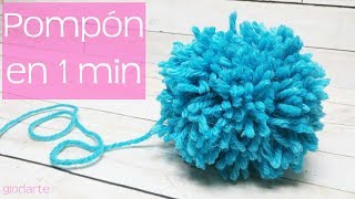 Cómo hacer un pompón en 1 minuto How to make a pompon in 1 minute [upl. by Erdnaxela]