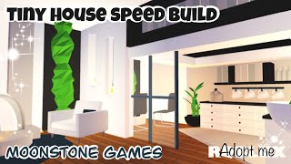 Adopt Me Modern Tiny House Speed Build  Adopt Me Modern House  Roblox Aesthetic Home 🌿 [upl. by Annawek909]