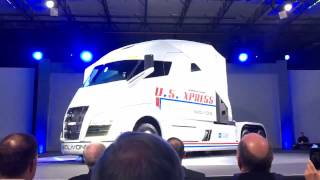 Reveal Nikola One Electric Fuel Cell SemiTruck [upl. by Suzy]