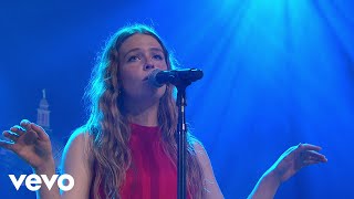 Maggie Rogers  Fallingwater Live On Austin City Limits [upl. by Etty]