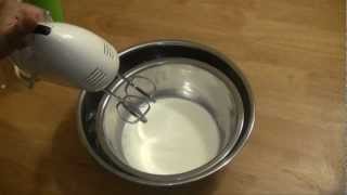 como hacer crema chantilly [upl. by Linnet]