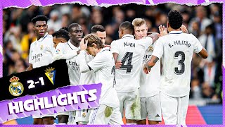 Real Madrid 21 Cádiz  HIGHLIGHTS  LaLiga 202223 [upl. by Amling]