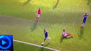 Alexis Sanchez punches Branislav Ivanovic [upl. by Tadeas]