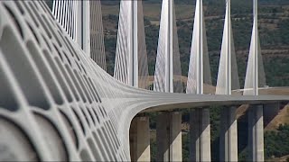 Viaduc de Millau  le pont unique qui a fait sauter le bouchon le plus célèbre de France [upl. by Esme517]