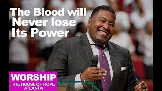 Dr E Dewey Smith Jr singing The Blood will Never Lose Its Power [upl. by Zorana]