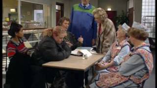 Dinnerladies  Series 1  Episode 1  Part 3 [upl. by Riggs]