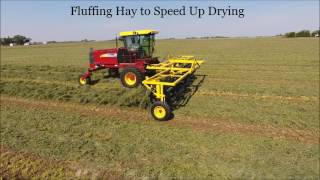 SelfPropelled Hay FlufferTedder [upl. by Adnuhsed181]