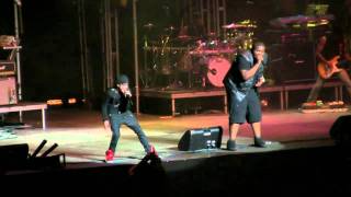 Justin Bieber quotEenie Meenie with Sean Kingstonquot HD Live at the New York State Fair on 912010 [upl. by Lucio550]