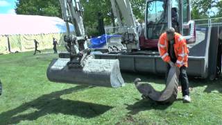 Graafmachine feestterrein Harkema 2015 [upl. by Larred]